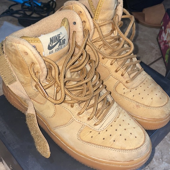 Nike Air Force - Picture 8 of 9